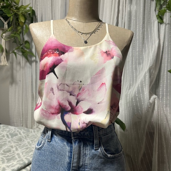 Filly Flair Tops - Filly Flair Pink and White Floral Top
